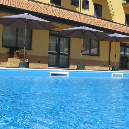 Del Riccio Hotel Martirano ภายนอก รูปภาพ