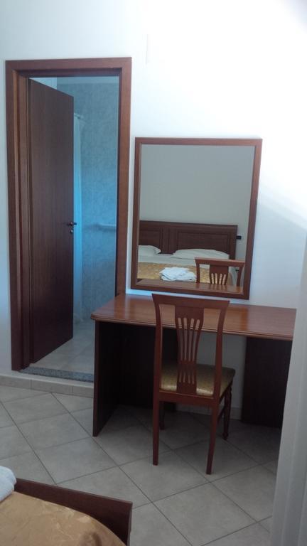 Del Riccio Hotel Martirano ห้อง รูปภาพ