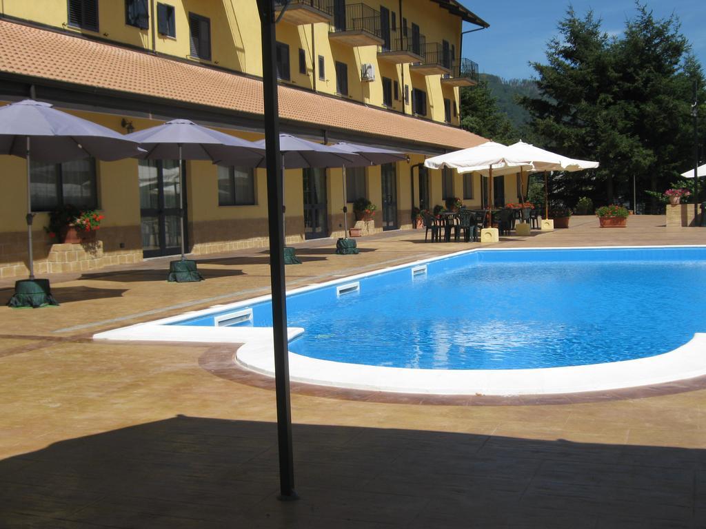 Del Riccio Hotel Martirano ภายนอก รูปภาพ
